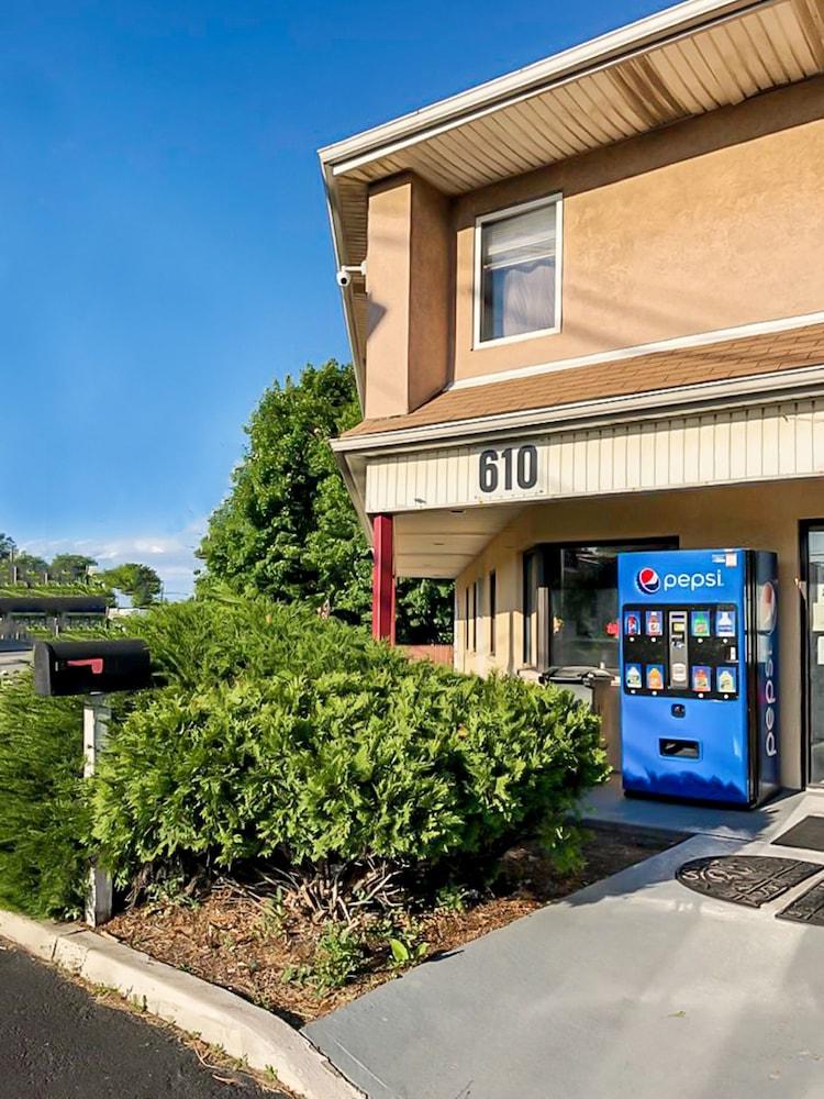 Oyo Hotel Edison Nj Route 1 Dış mekan fotoğraf